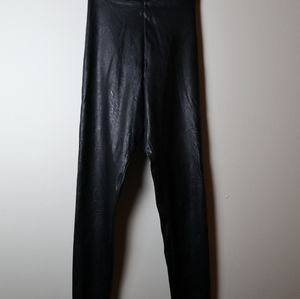 Commando stretch faux leather leggings